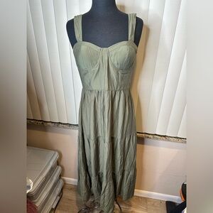 Audrey Parks x Francesca Olive Green Tiered Sleeveless Midi Dress Size Medium